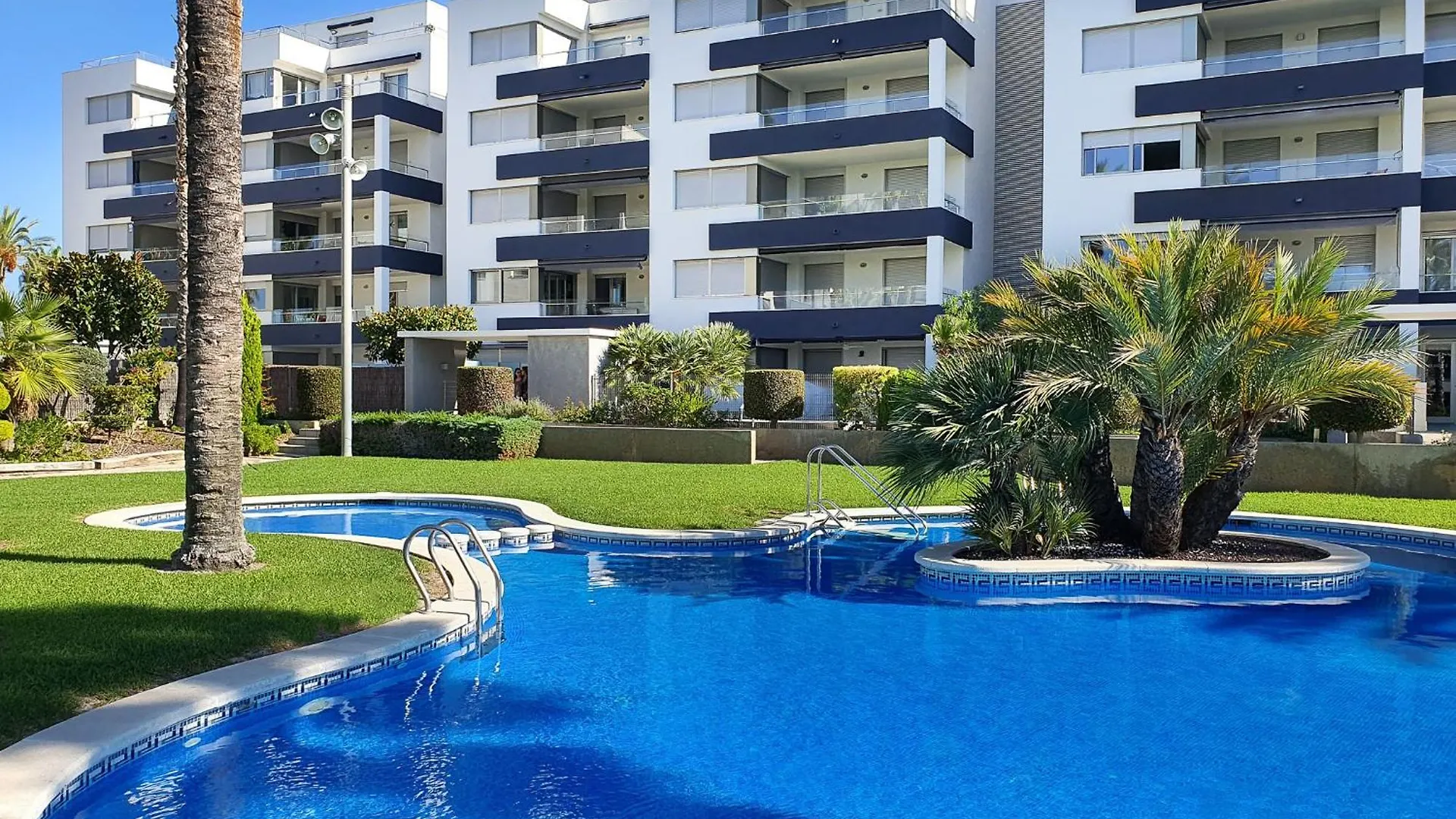 Apartmán At119 Completamente Equipado, Con Piscina Y Cerca De La Playa Torredembarra