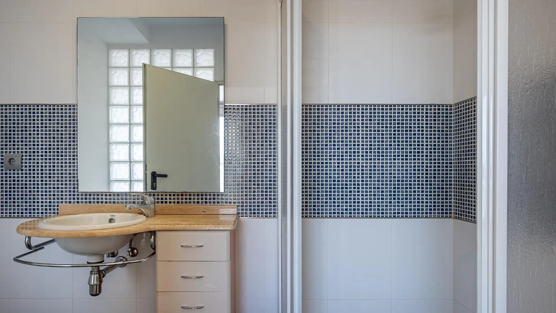 Apartmán At119 Completamente Equipado, Con Piscina Y Cerca De La Playa Torredembarra