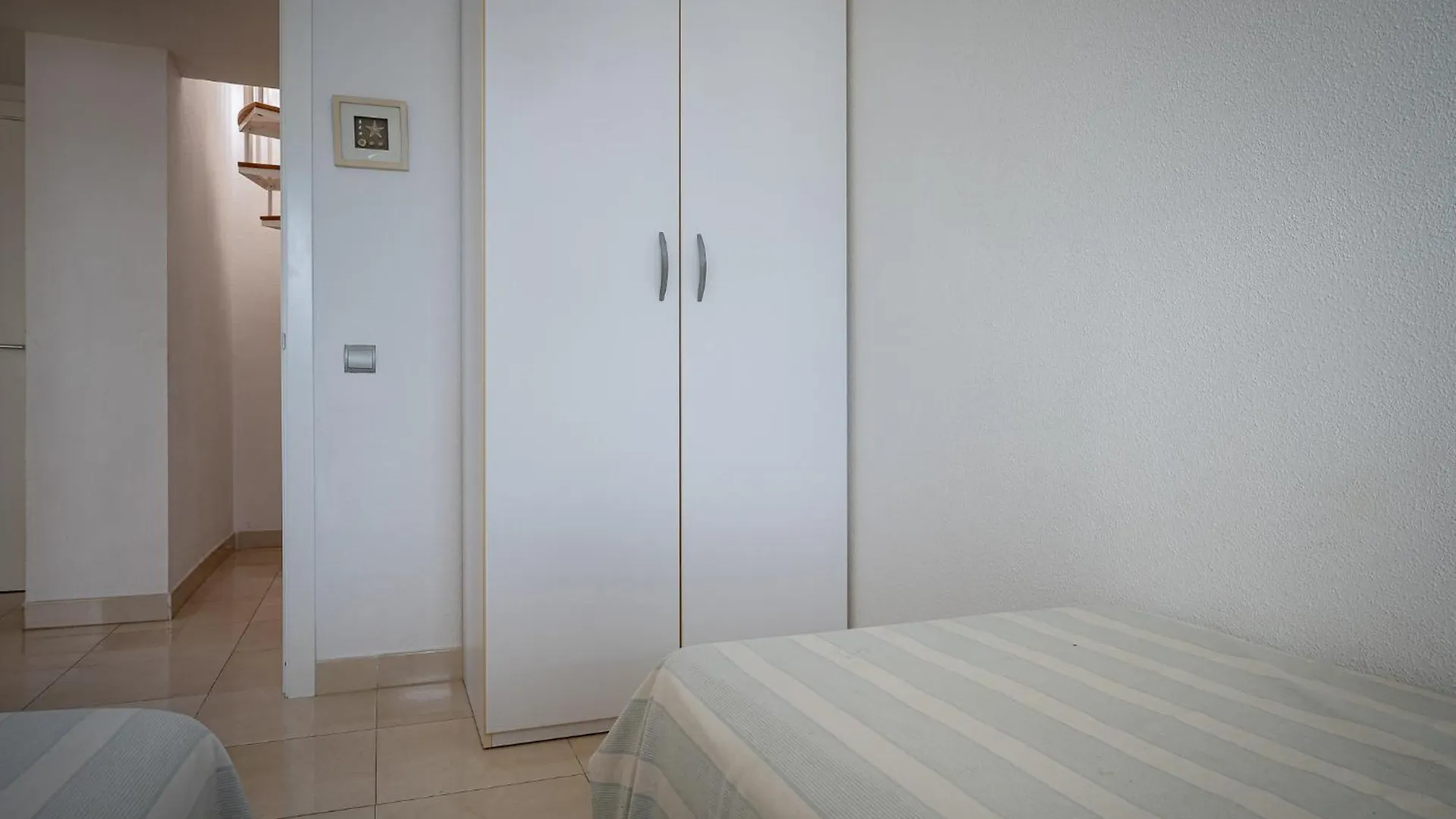 Apartmán At119 Completamente Equipado, Con Piscina Y Cerca De La Playa Torredembarra